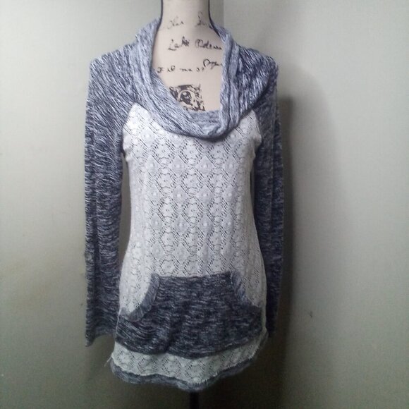 Miss Chievous Tops - Miss Chievous Shirt Women S Long Sleeve Cowl Neck Lace Pocket Gray White